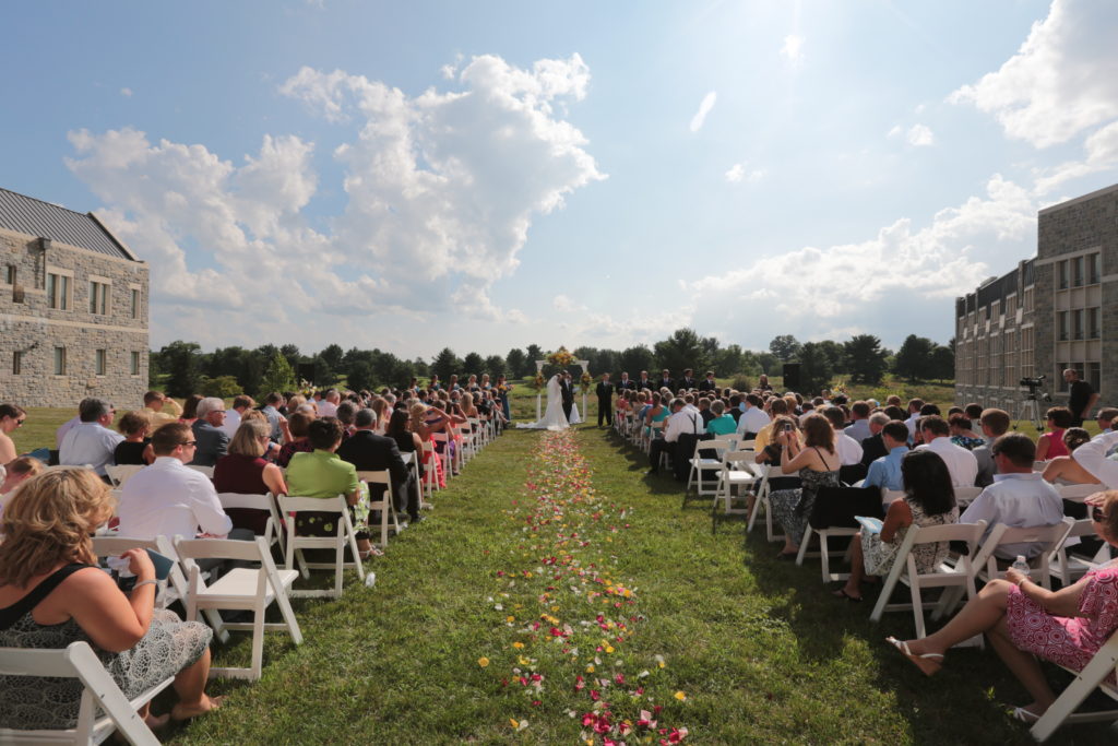 The Inn at Virginia Tech Outdoor Wedding
